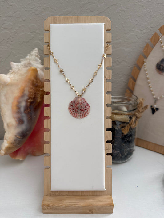 Charm Scallop Necklace