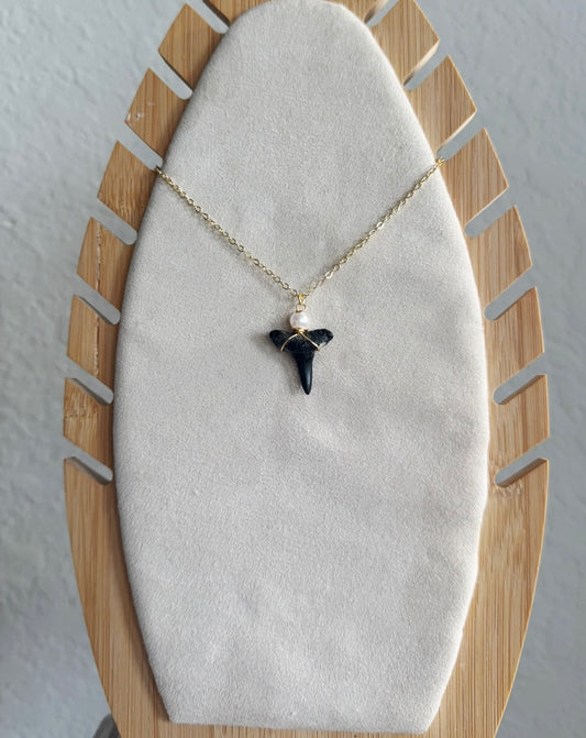 Golden Tide Necklace