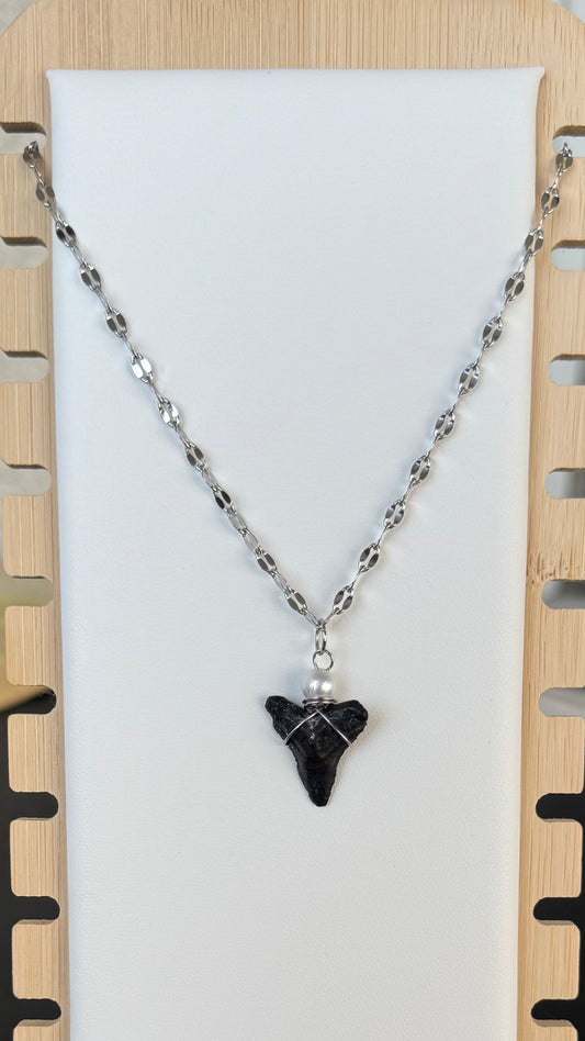 Silver Maui SharkTooth Necklace